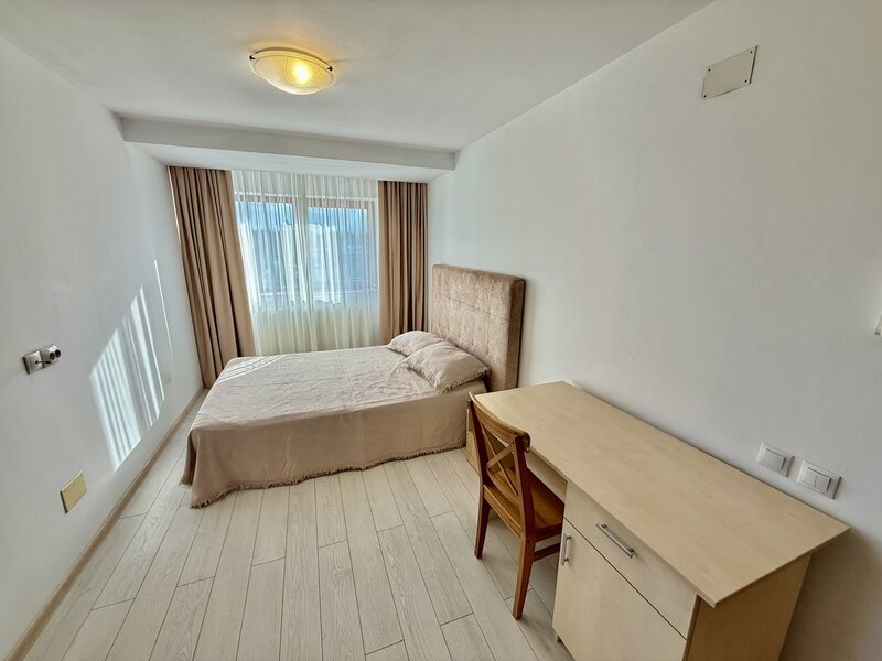 Eroii Revolutiei, Marius Nasta, garsoniera moderna, la 6 minute metrou